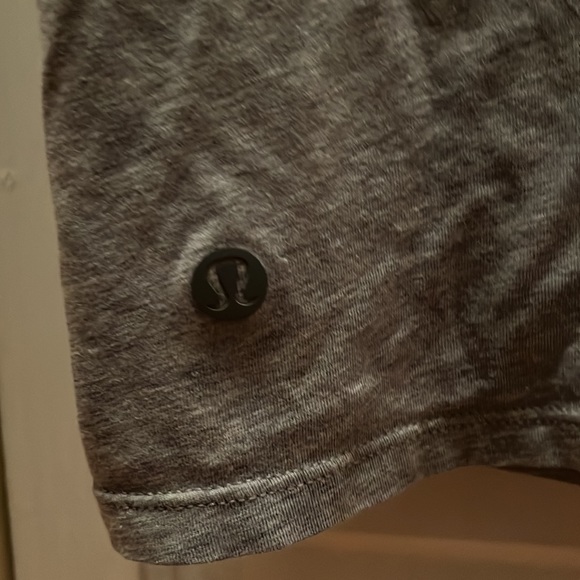 Lululemon gray shirt - Picture 3 of 3